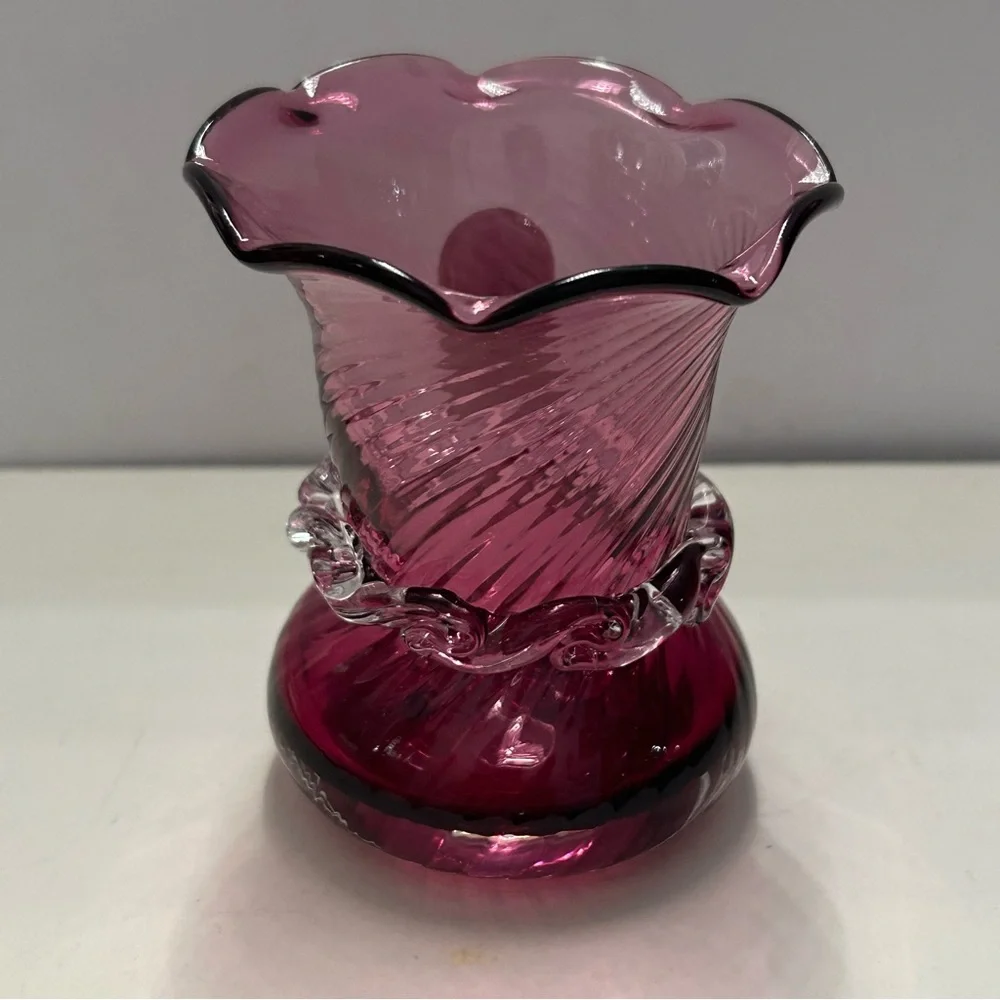 Vintage Pilgrim Cranberry Swirl Glass Vase Handblown with Original Box